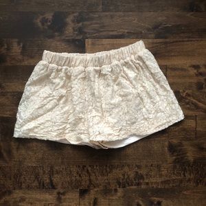 BB Dakota Lace Cream Shorts